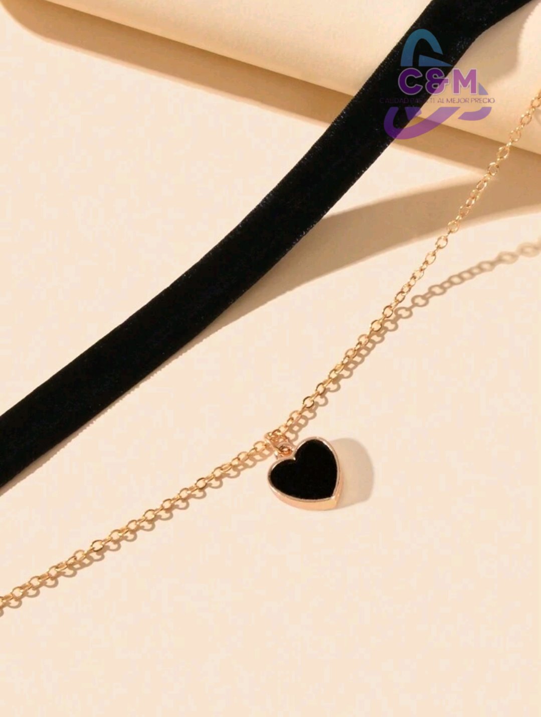 GARGANTILLA ACERO CON CORAZON NEGRO Y CORDON NEGRO